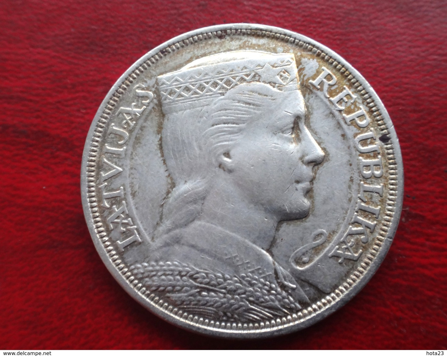 1932  LATVIA , LETTONIA , LETTLAND  5 LATI / LATS  SILVER COIN 25 GRAMM  VF - Latvia