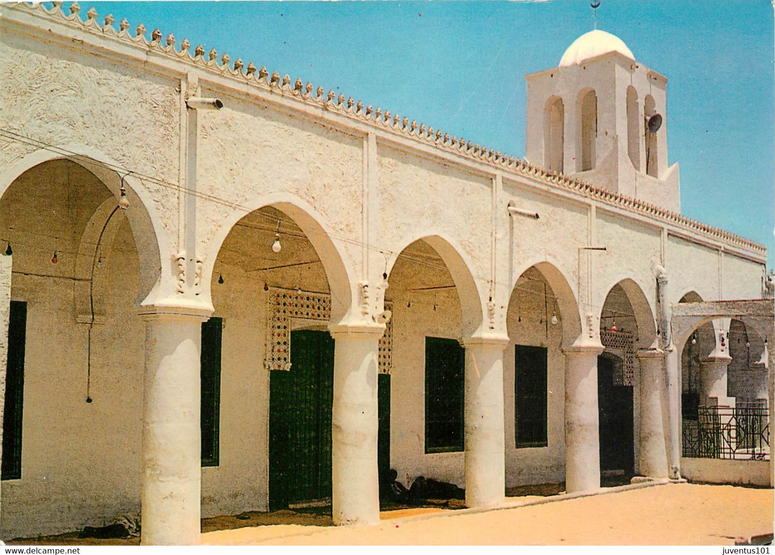 CPSM El Oued-La Mosquée-Beau Timbre   L975 - El-Oued