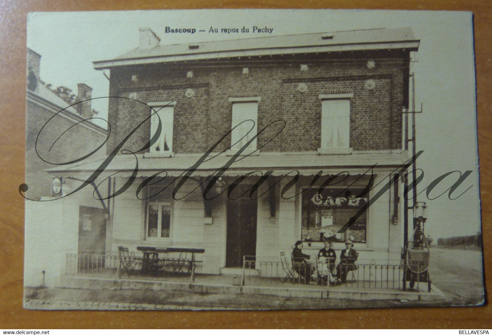 Bascoup. Au Repos Du Pachy. Café  & Fuel Pump Gasoline BP - Chapelle-lez-Herlaimont