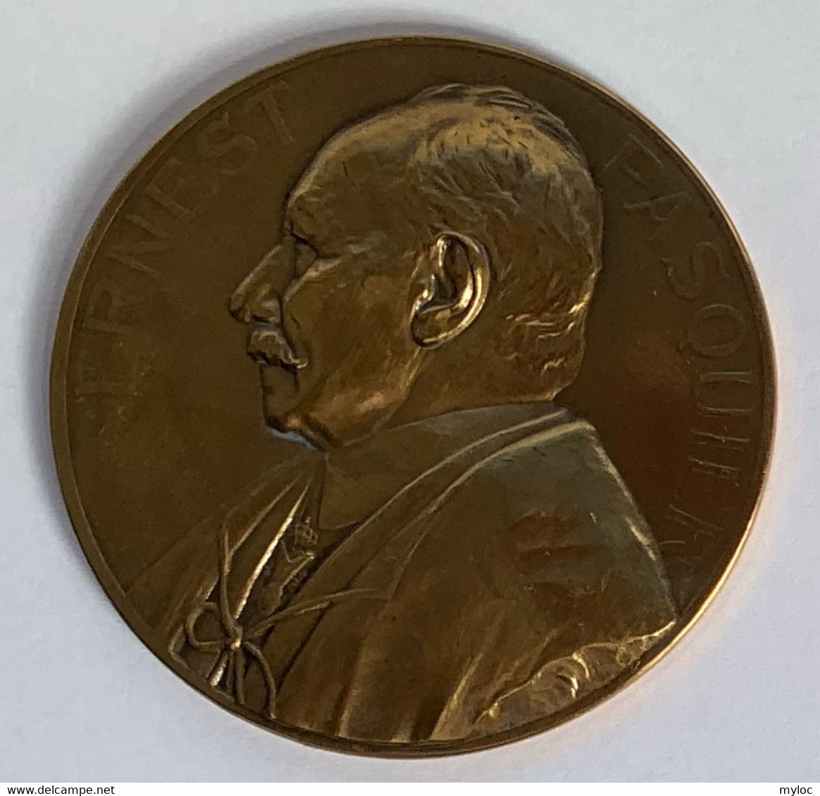 Médaille Bronze. Au Professeur Ernest Pasquier. Ses Collègues, Ses Anciens élèves, Ses Amis. 1873-1923. A. Mauquoy - Professionnels / De Société