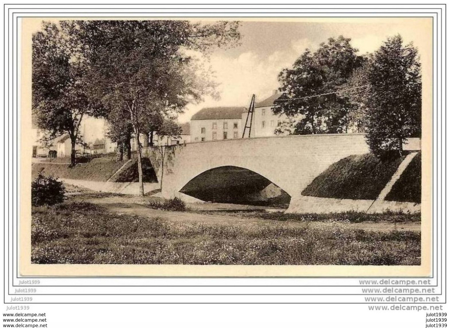 BODANGE ..-- Le Nouveau Pont ..-- 1952 Vers IXELLES ( Mme Valentine LOUIS ) . Voir Verso . - Fauvillers