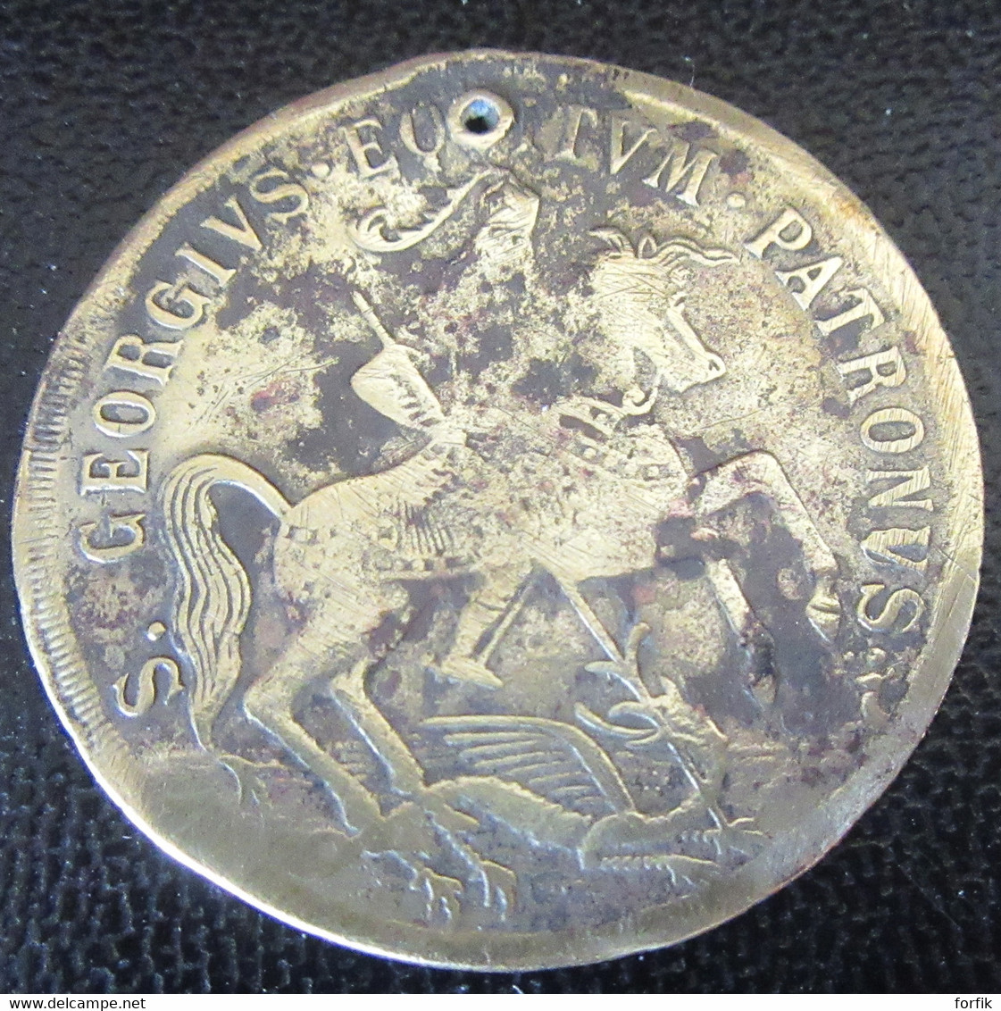 Jeton De Nuremberg En Laiton - Saint George - Intempestate Securitas - 17e Siècle - Percé - 34mm, 5,65g - Monarquía/ Nobleza