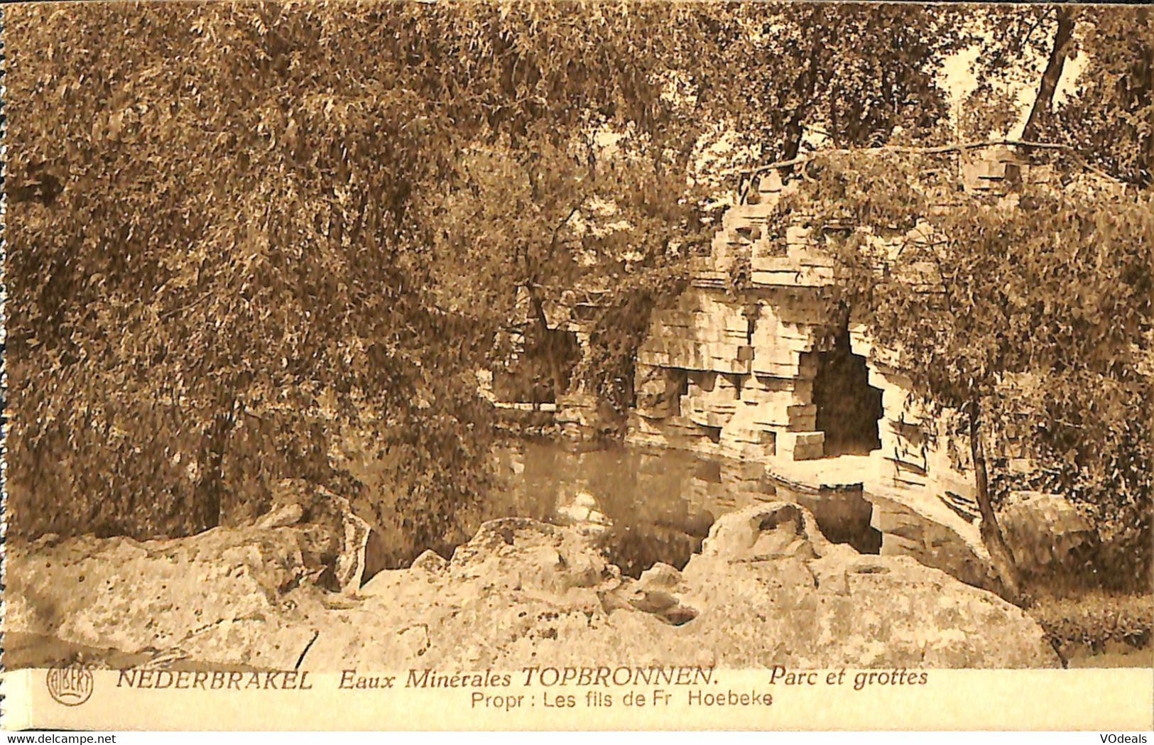 035 268 - CPA - Belgique - Nederbrakel - Eaux Minerales Topbronnen - Etablissements D'exploitation - Parc Et Grottes - Brakel