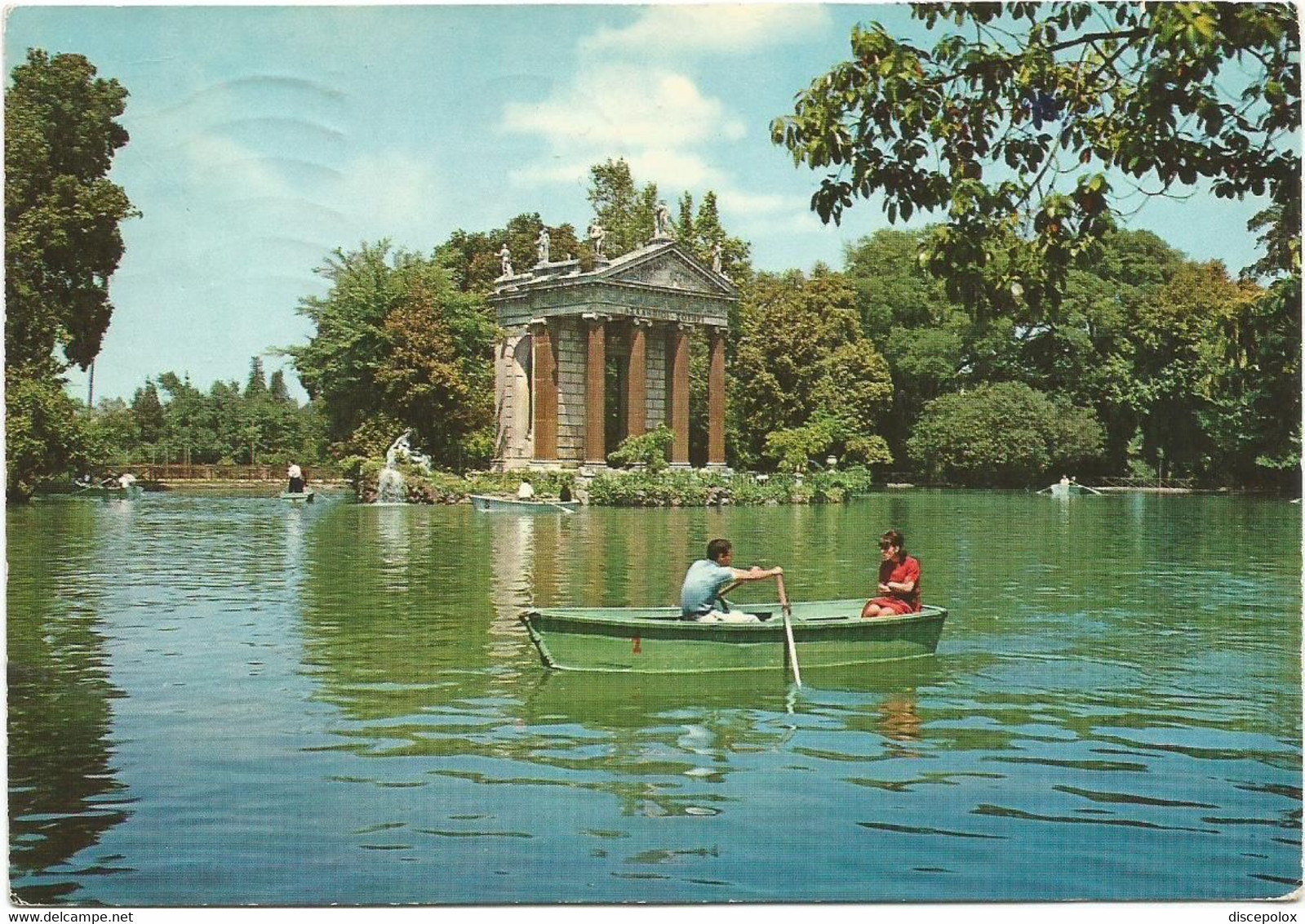 AA2227 Roma - Villa Borghese - Il Laghetto E Il Tempietto - Barche Boats Bateaux / Viaggiata 1969 - Parchi & Giardini