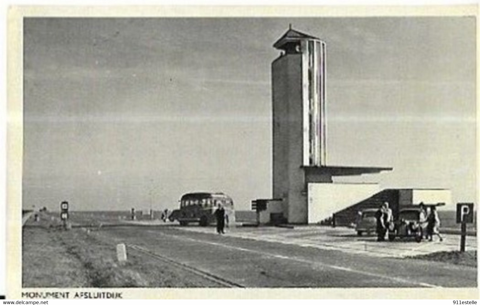 Monument Afsluitdijk Holland-Friesland. - Den Oever (& Afsluitdijk)