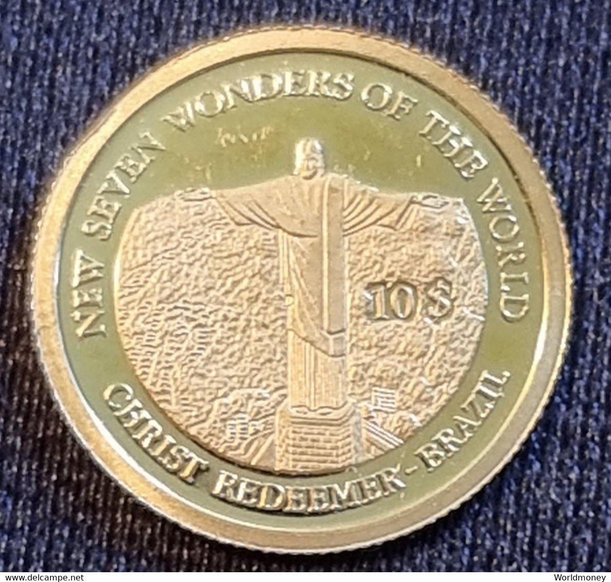 10 Dollars 2009 Solomon Islands  - Christ Redeemer Brazil (Gold) - Salomonen