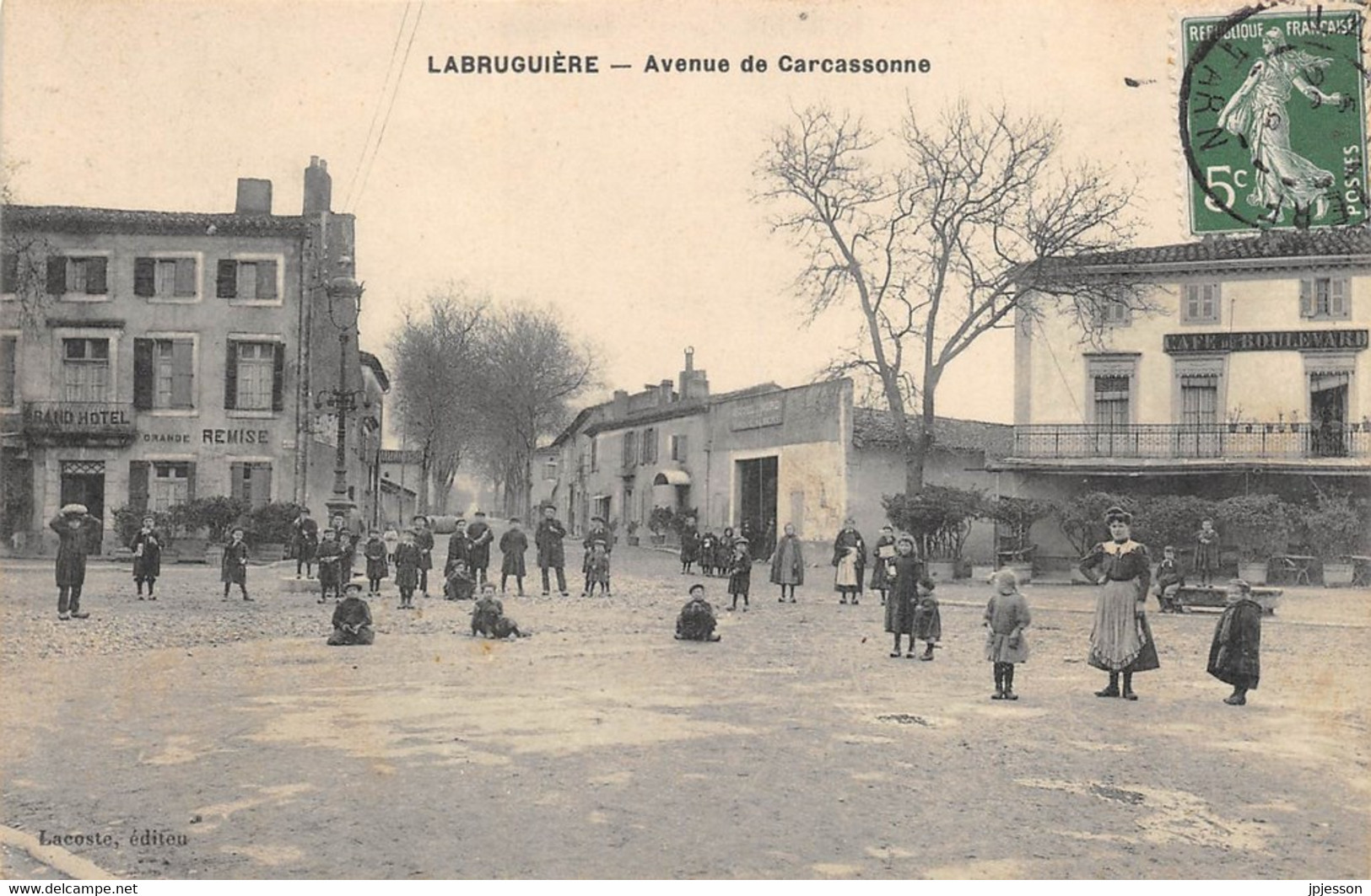 TARN  81  LABRUGUIERE    AVENUE DE CARCASSONNE - Labruguière