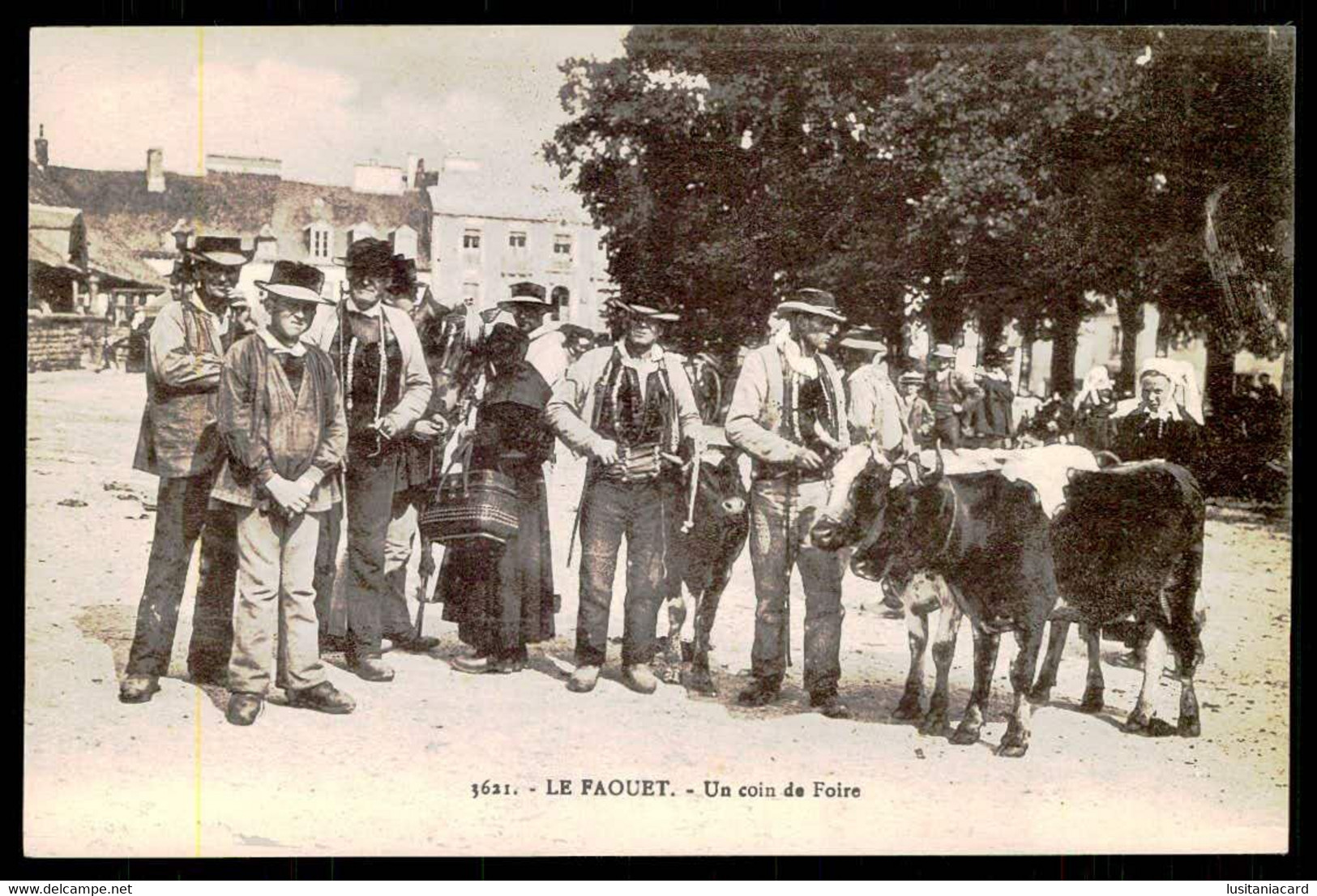 FRANCE - LE FAOUET - Un Coin De Foire. ( Ed. Laurent-Nel Nº 3621) Carte Postale - Ferias