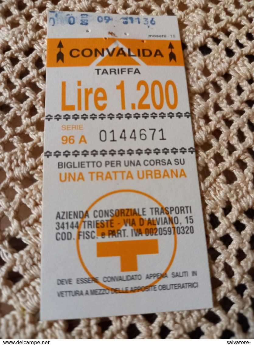 BIGLIETTO AUTOBUS TRIESTE- LIRE 1200 - Europa