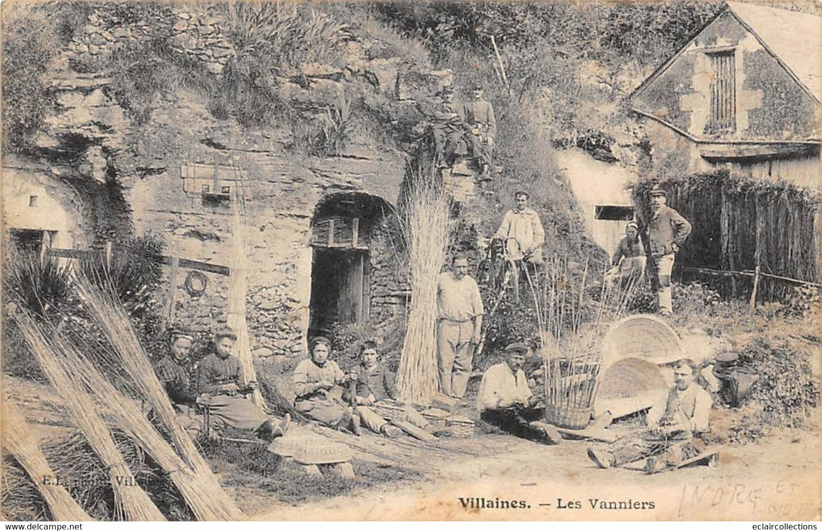 Villaines-les-Rochers       37           Les Vanniers       (voir Scan) - Other & Unclassified