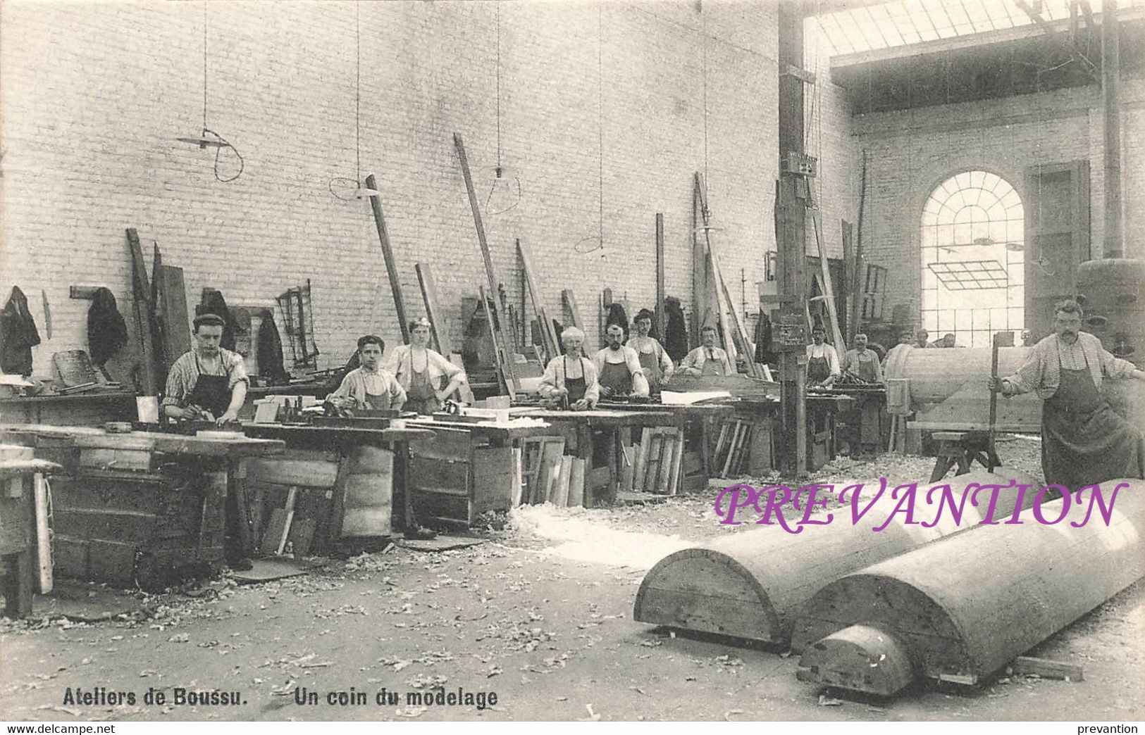 Ateliers De BOUSSU - Un Coin Du Modelage - Carte Animée - Boussu