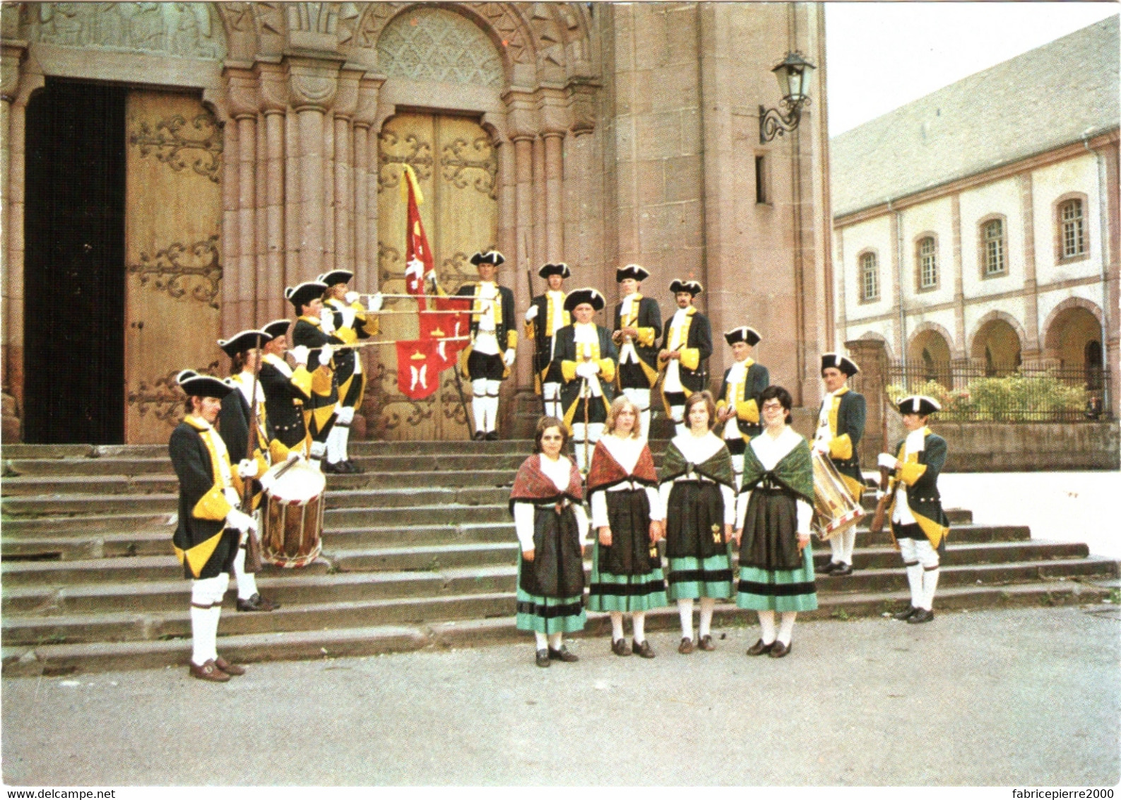 CPM 88 (Vosges) Senones - Reconstitution Historique De La Garde Des Princes De Salm TBE éd. Schladen à Senones - Senones