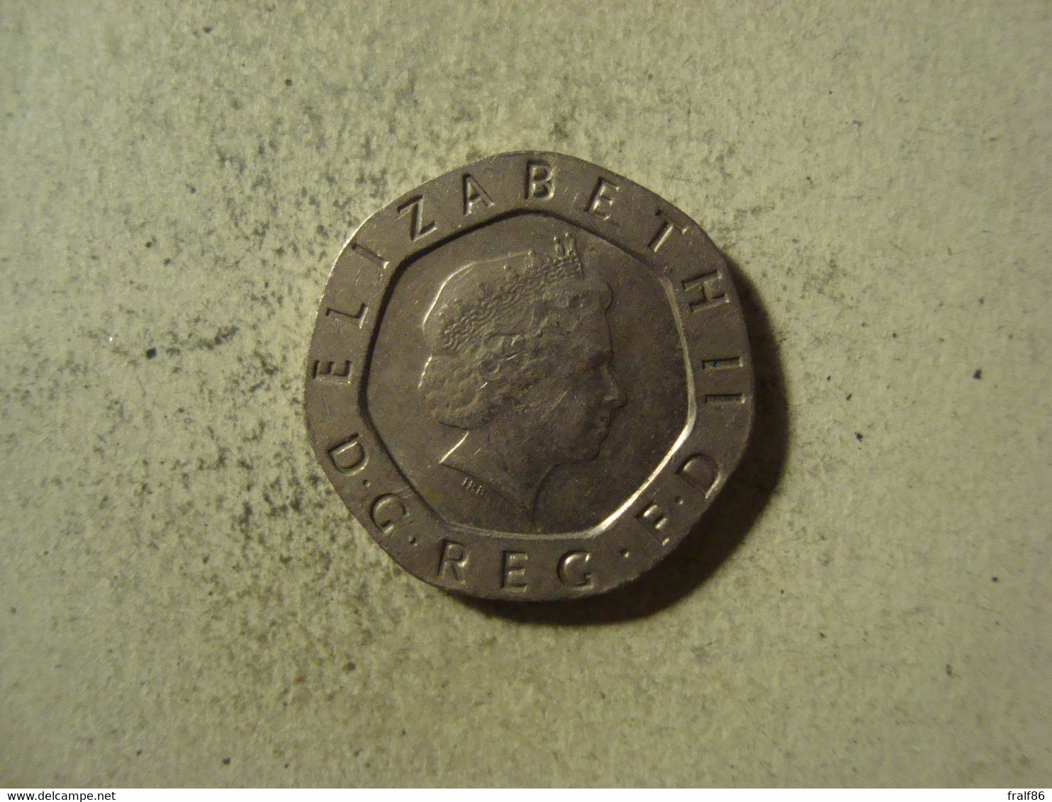 MONNAIE GRANDE BRETAGNE 20 PENCE 2004 - 20 Pence