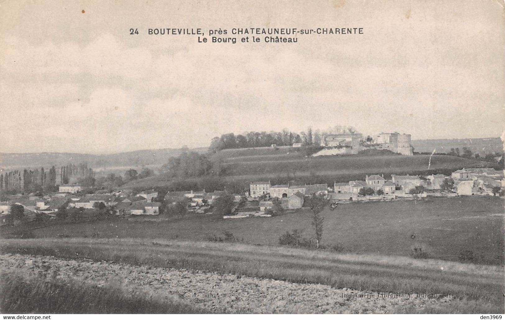 BOUTEVILLE Près Châteauneuf-sur-Charente - Le Bourg Et Le Château - Otros & Sin Clasificación