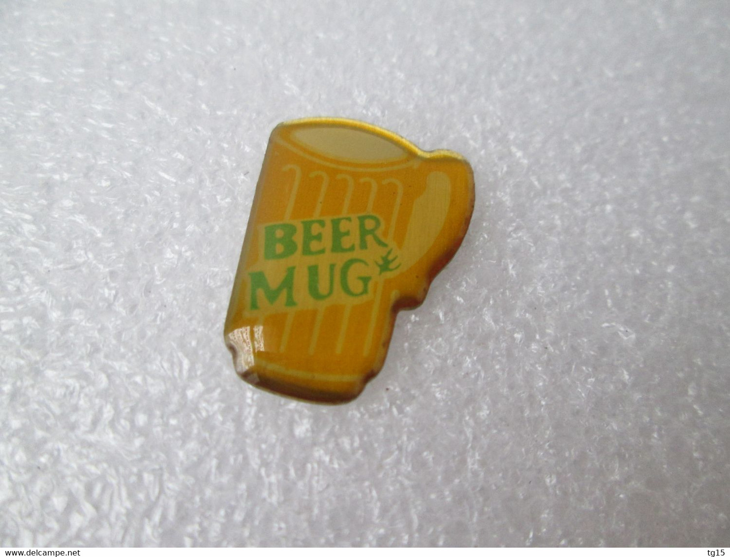 PIN'S   BEER MUG - Bière