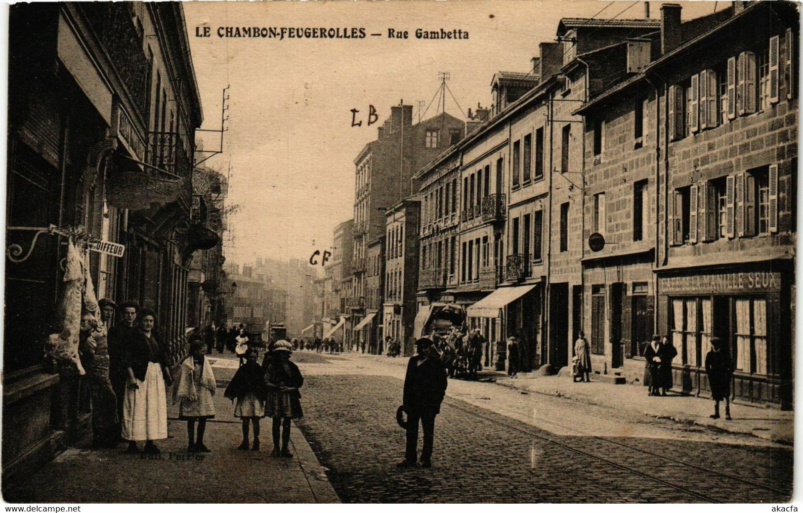 CPA AK Le CHAMBON-FEUGEROLLES - Rue Gambetta (430727) - Le Chambon Feugerolles