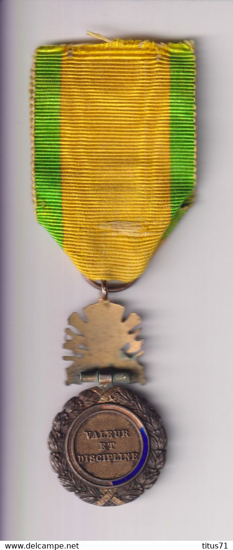 Médaille Militaire 3ème République - Quelques Manques D'émail ( Lot2 ) - Francia