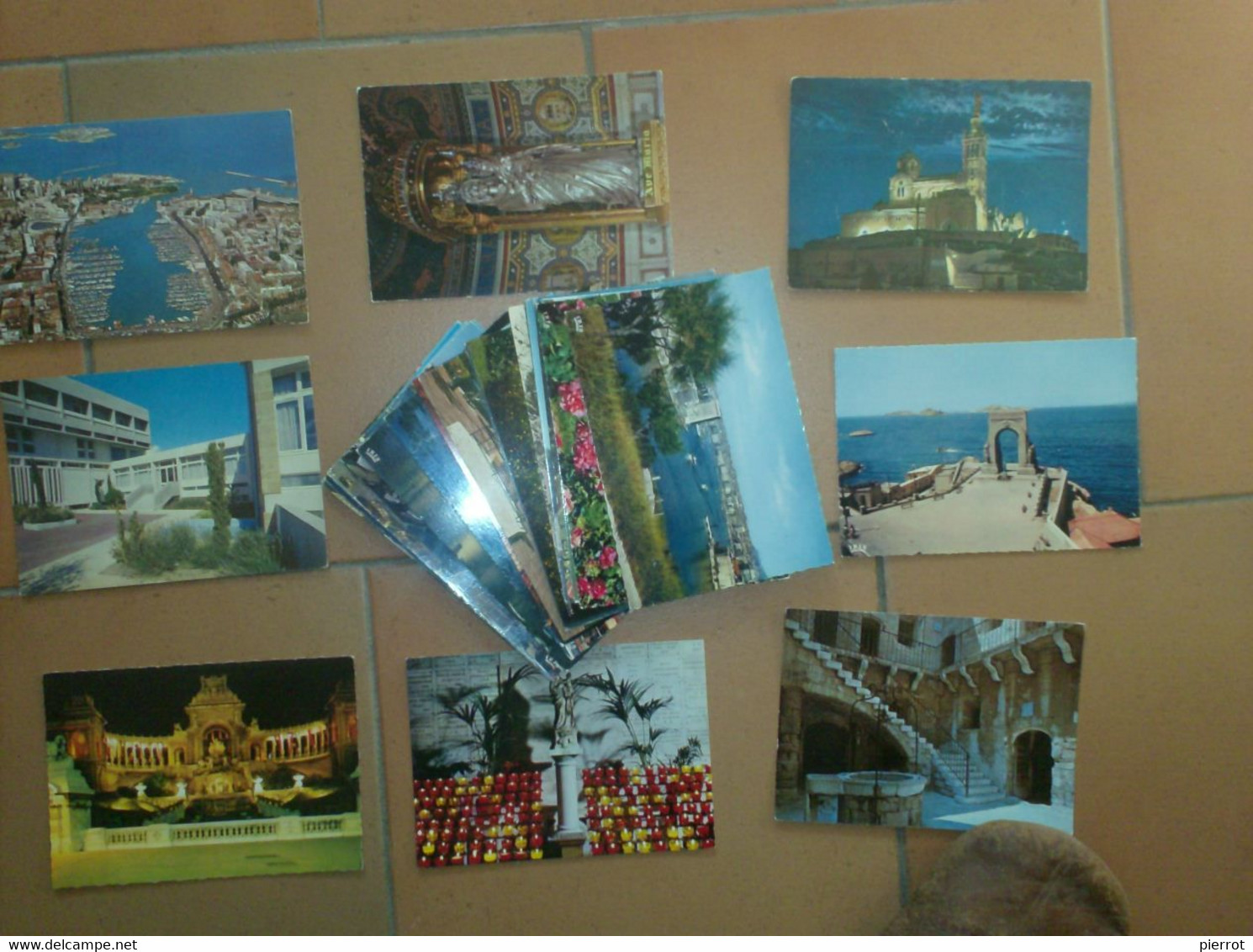 CAC026 Lot De 35 CPM Vierges (pour Courrier) MARSEILLE - 5 - 99 Postcards