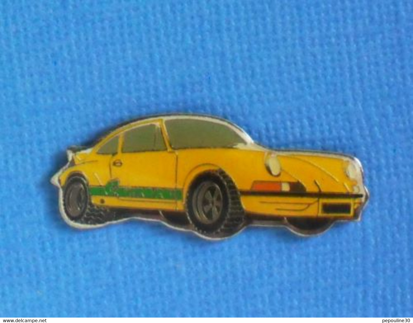 1 PIN'S //  ** PORSCHE CARRERA RS ** - Porsche