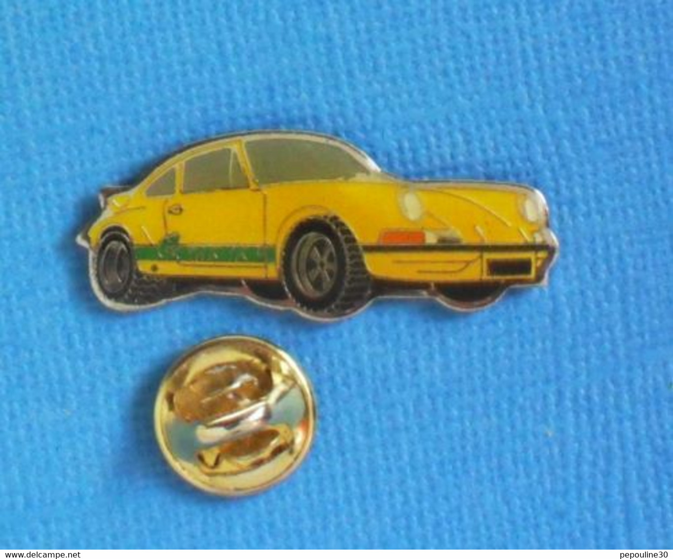 1 PIN'S //  ** PORSCHE CARRERA RS ** - Porsche