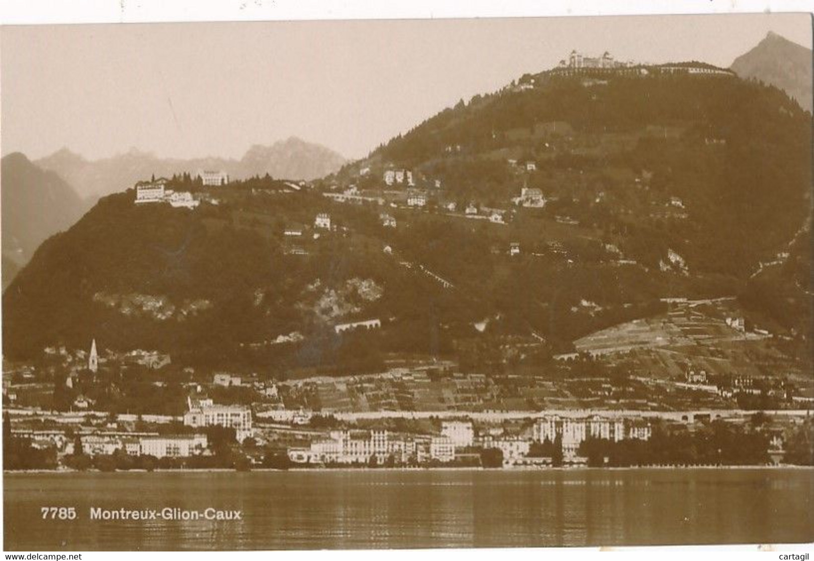 Lot -L473-SUISSE - CANTON DE VAUD - Belle sélection 40 cartes postales ( scans et description)