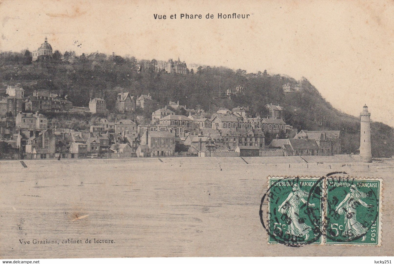 France - Phare - Vue Et Phare De Honfleur  - Circulée - Leuchttürme