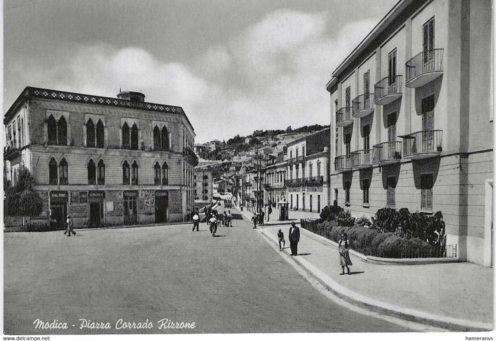 Modica - Piazza Corrado Rizzone - H7862 - Modica