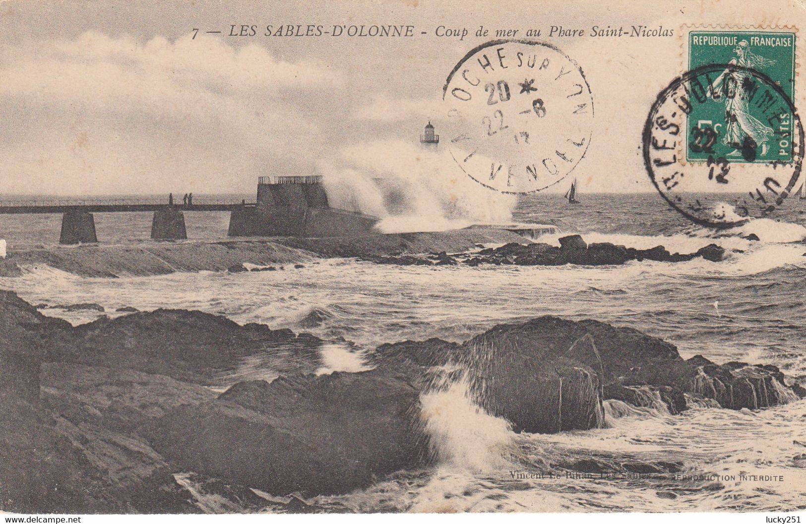 France - Phare - Les Sables D'Olonne - Coup De Mer Auu Phare Saint-Nicolas - Circulée 22/08/1912 - Phares