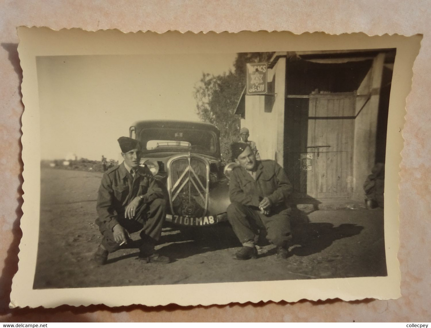 Petite Photo Ancienne Voiture CITROEN Traction II - Coches