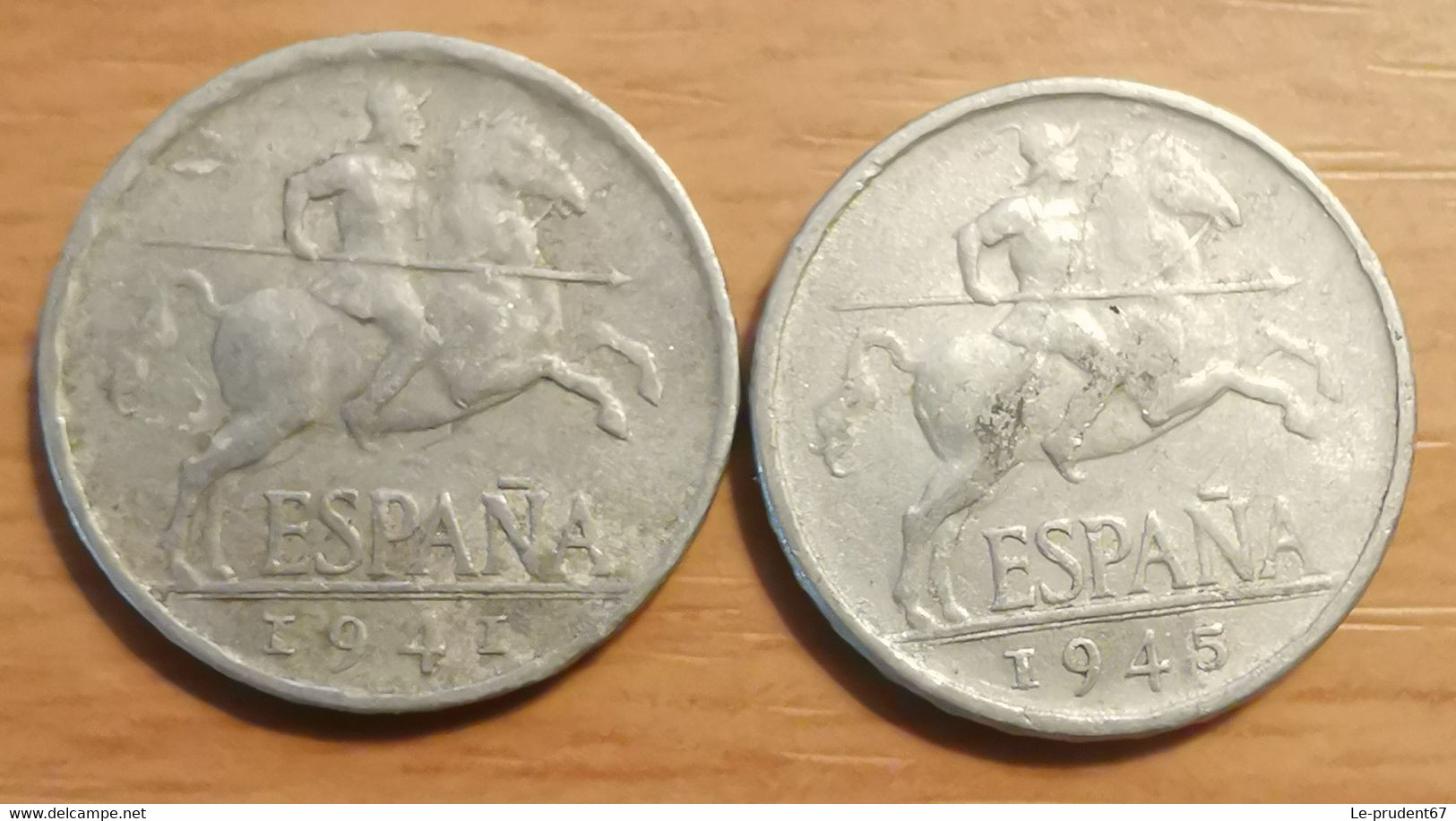 Espagne - 5 Centimos Cavalier Ibérique - Lot De 2 Pièces - Années 1941 Et 1945 - 5 Centimos