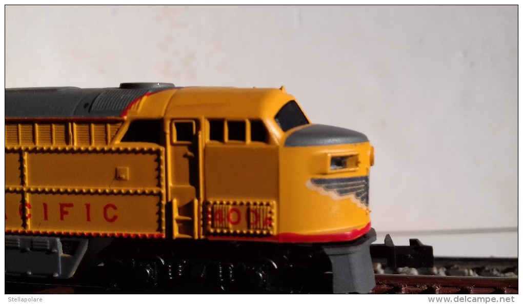 RIVAROSSI ATLAS 2122 N scale VINTAGE UNION PACIFIC Loco Diesel Fairbanks Morse C Liner - in original box