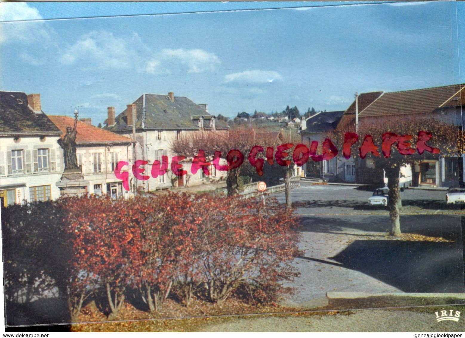 87- CHATEAUNEUF LA FORET - LA PLACE  STATUE DE LA LIBERTE - Chateauneuf La Foret