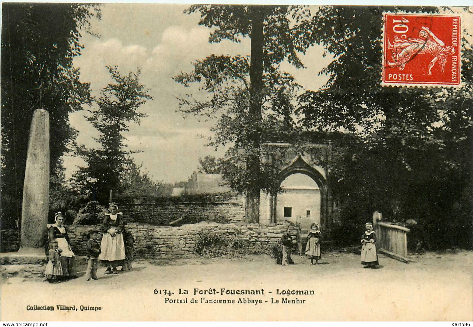 La Forêt Fouesnant * Logoman * Le Menhir Et Le Portail De L'ancienne Abbaye * Villageois Coiffe - La Forêt-Fouesnant