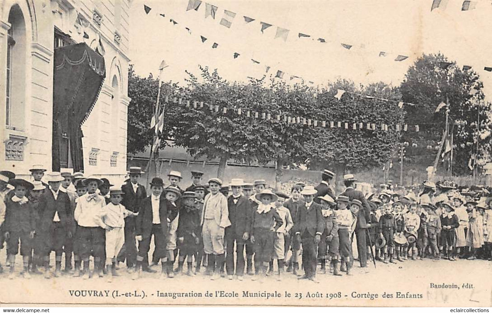 Vouvray         37       Inauguration De L' école Municipale   1908 Cortège Des Enfants    (voir Scan) - Vouvray