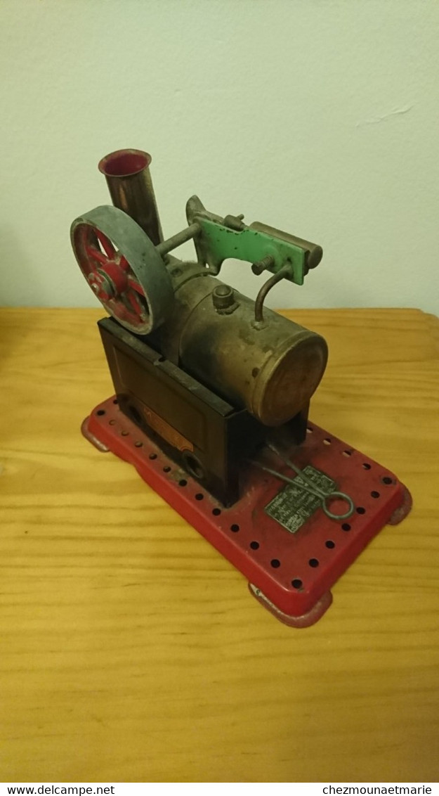 MAMOD LOCOMOTIVE A VAPEUR AVEC L ACCESSOIRE - JOUET ANCIEN ANGLAIS AVEC TOLE - TRAIN - Toy Memorabilia