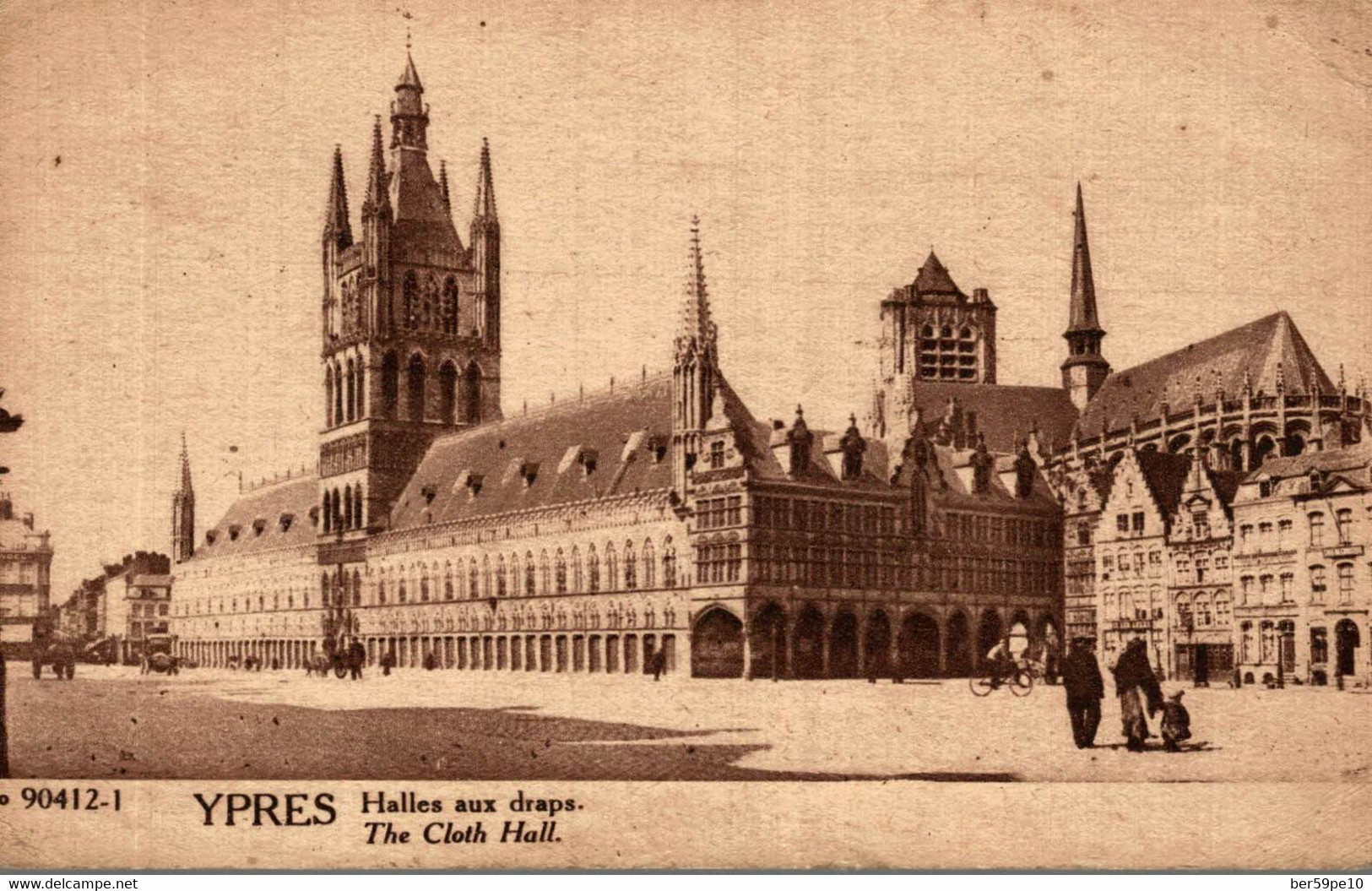 BELGIQUE YPRES HALLES AUX DRAPS - Ieper