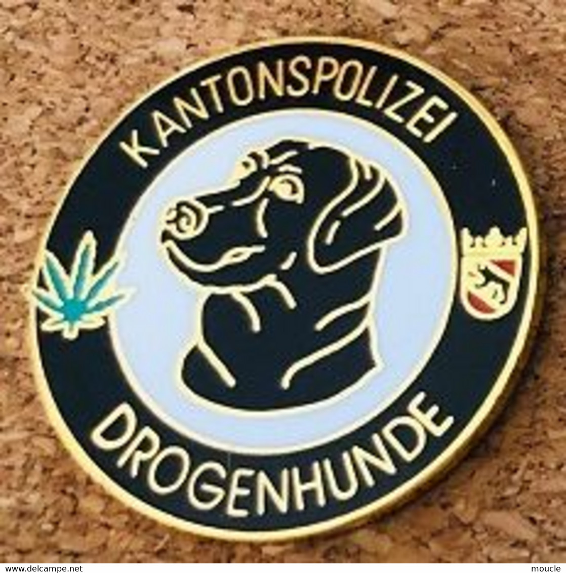 CHIENS DE POLICE - DOG - HUND - CANE - DHV KANTON POLIZEI BERN - DROGENHUNDE - DROGUES - BERNE - SUISSE - (28) - Police