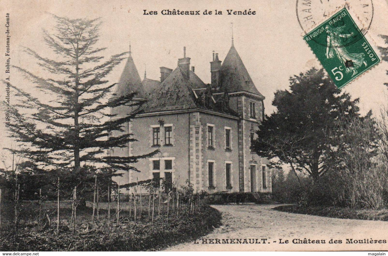 L'Hermenault : Château Des Moulières - L'Hermenault