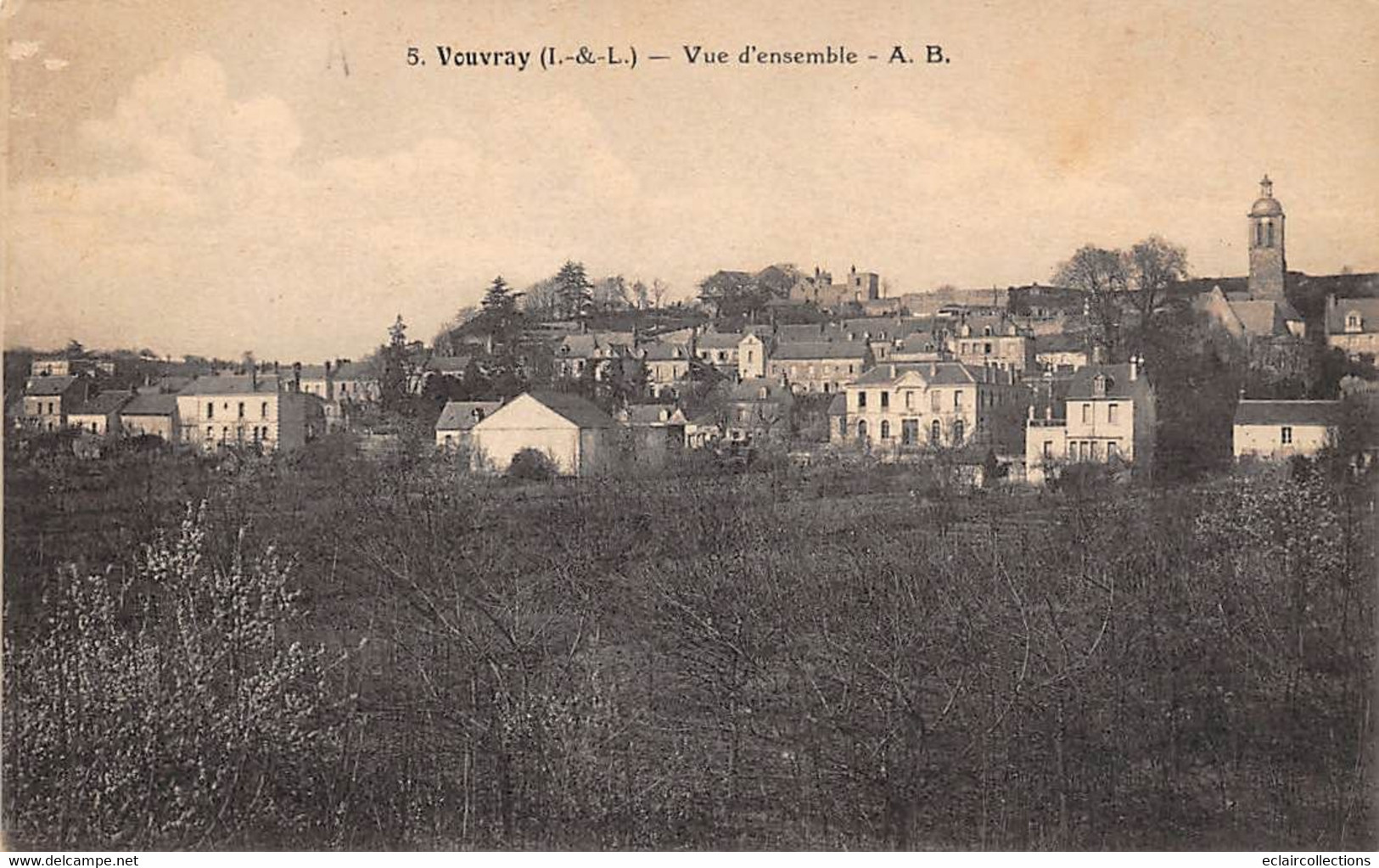 Vouvray         37           Vue D'ensemble          N° A.B 5   (voir Scan) - Vouvray