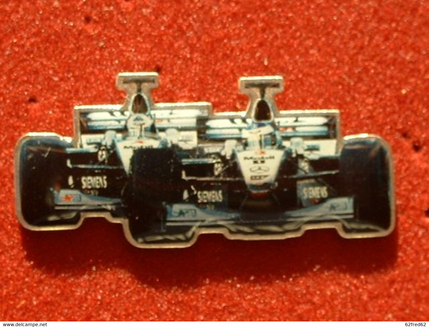 PIN'S F1 - MERCEDES - SIEMENS - F1