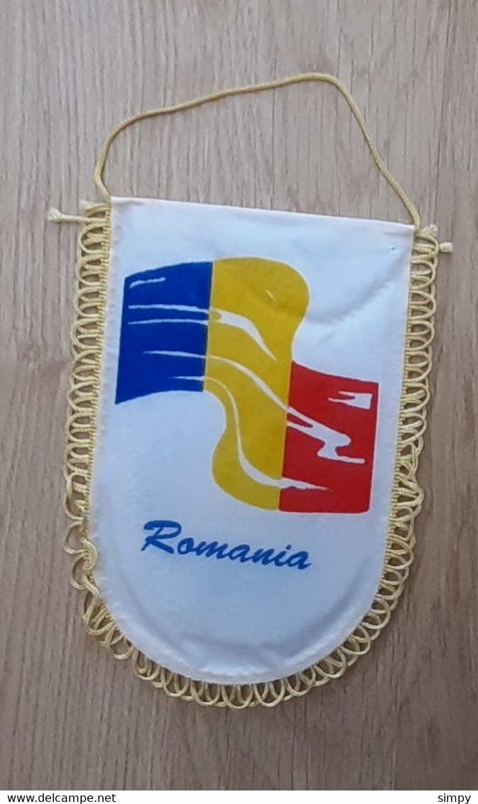 Vintage Pennant ROMANIA Handball Federation 12x17cm - Handball