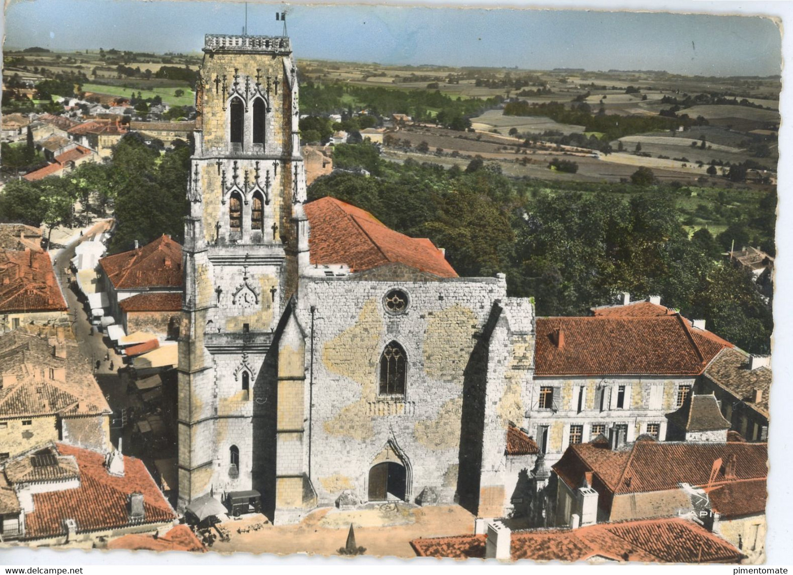 EN AVION AU DESSUS DE LECTOURE LA CATHEDRALE VUE AERIENNE LAPIE 1964 - Lectoure