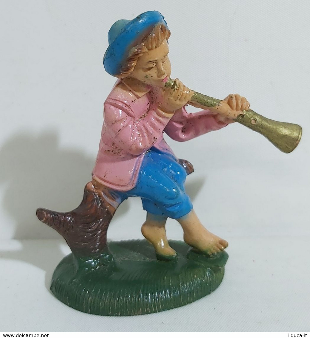 95302 Pastorello Presepe - Statuina In Plastica - Musicante Seduto Sul Ramo - Presepi