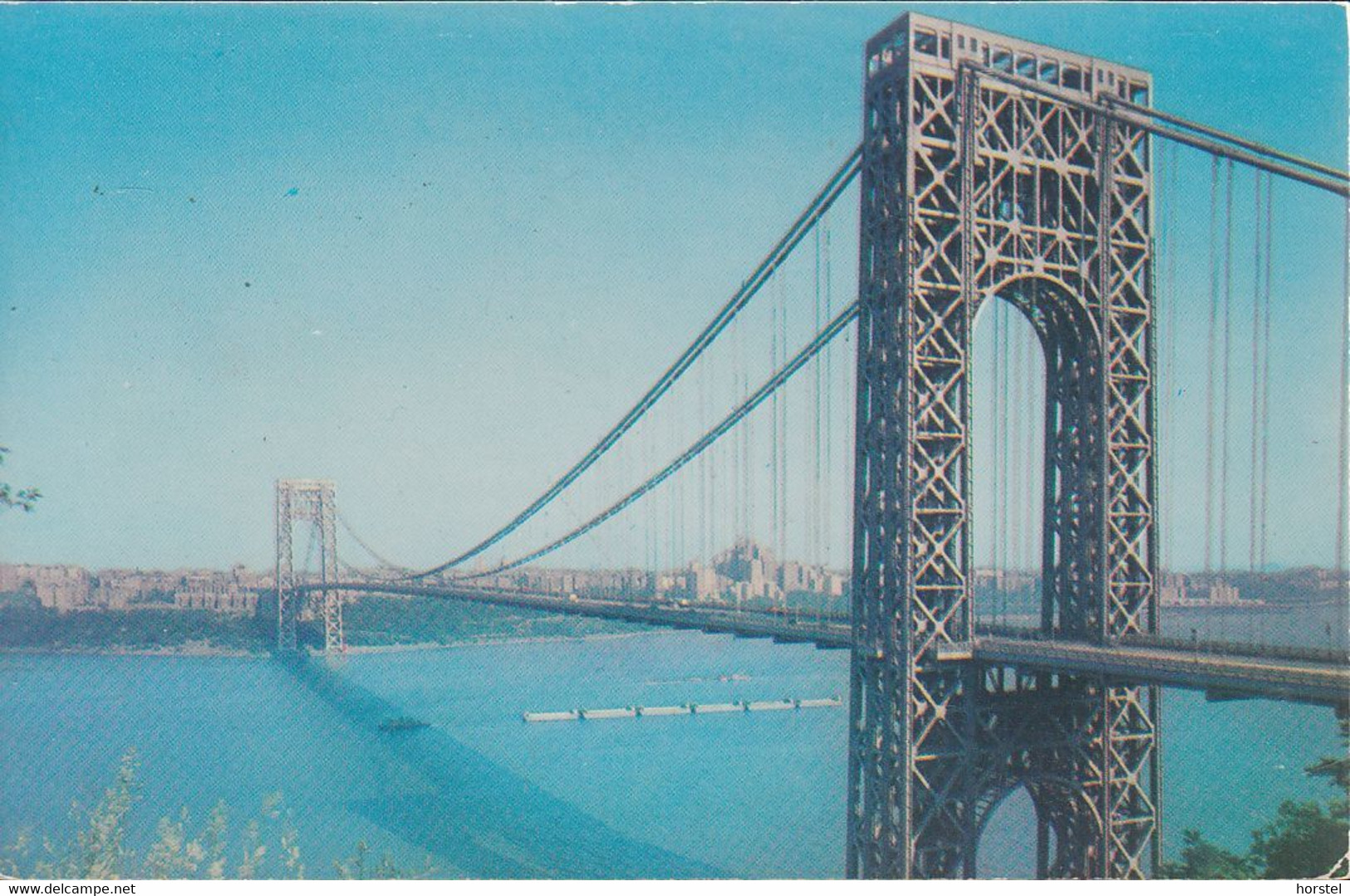 USA - New York - George Washington Bridge - Hudson River