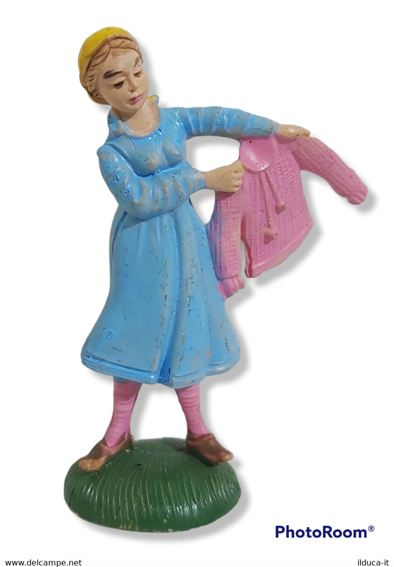 31767 Pastorello Presepe - Statuina In Plastica - Donna Con Bucato - Weihnachtskrippen