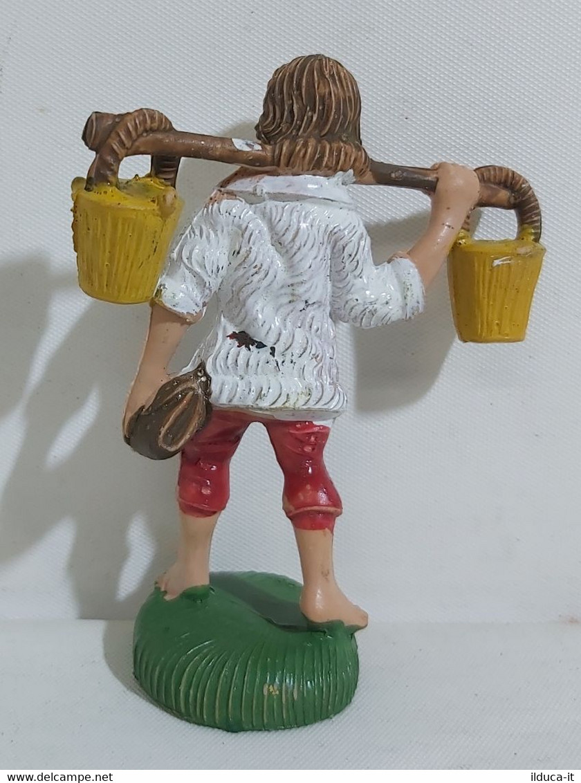 33944 Pastorello Presepe - Statuina In Plastica - Uomo Con Secchi - Kerstkribben