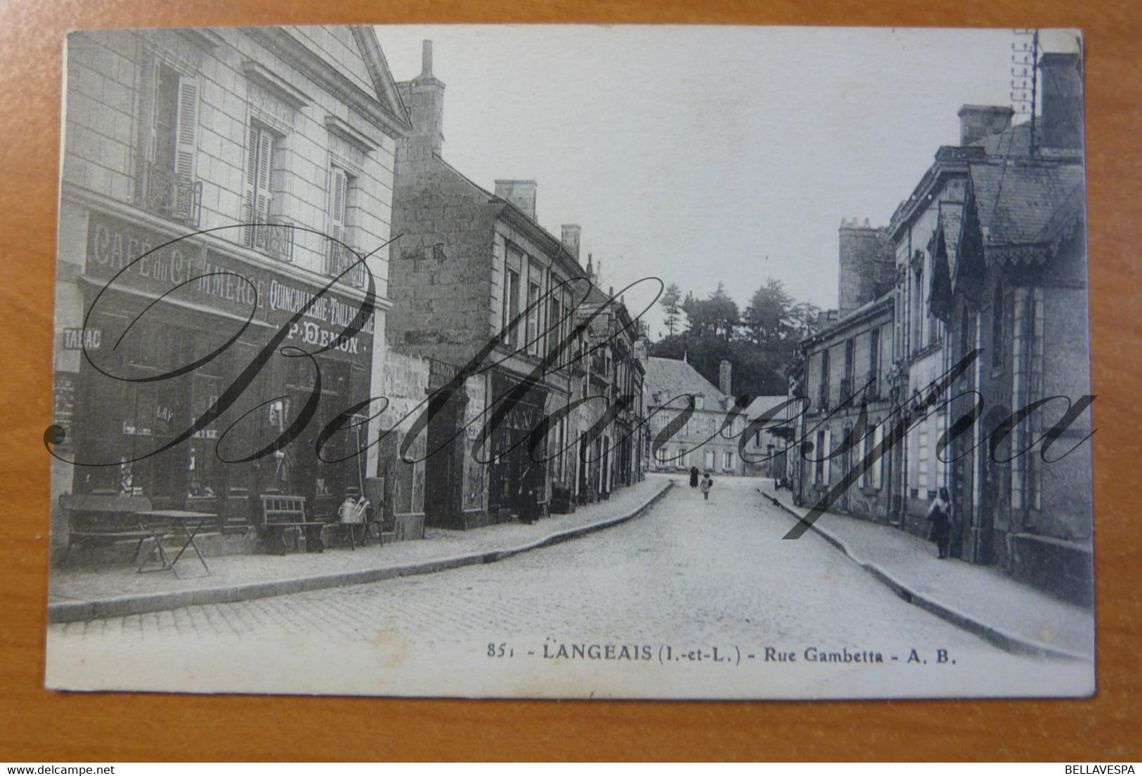 Langeais Rue Gambetta  D37 Indre Et Loire.  Café Du Commerce.  Quincaillerie-Taillanderie Propr. P.Demon. - Langeais