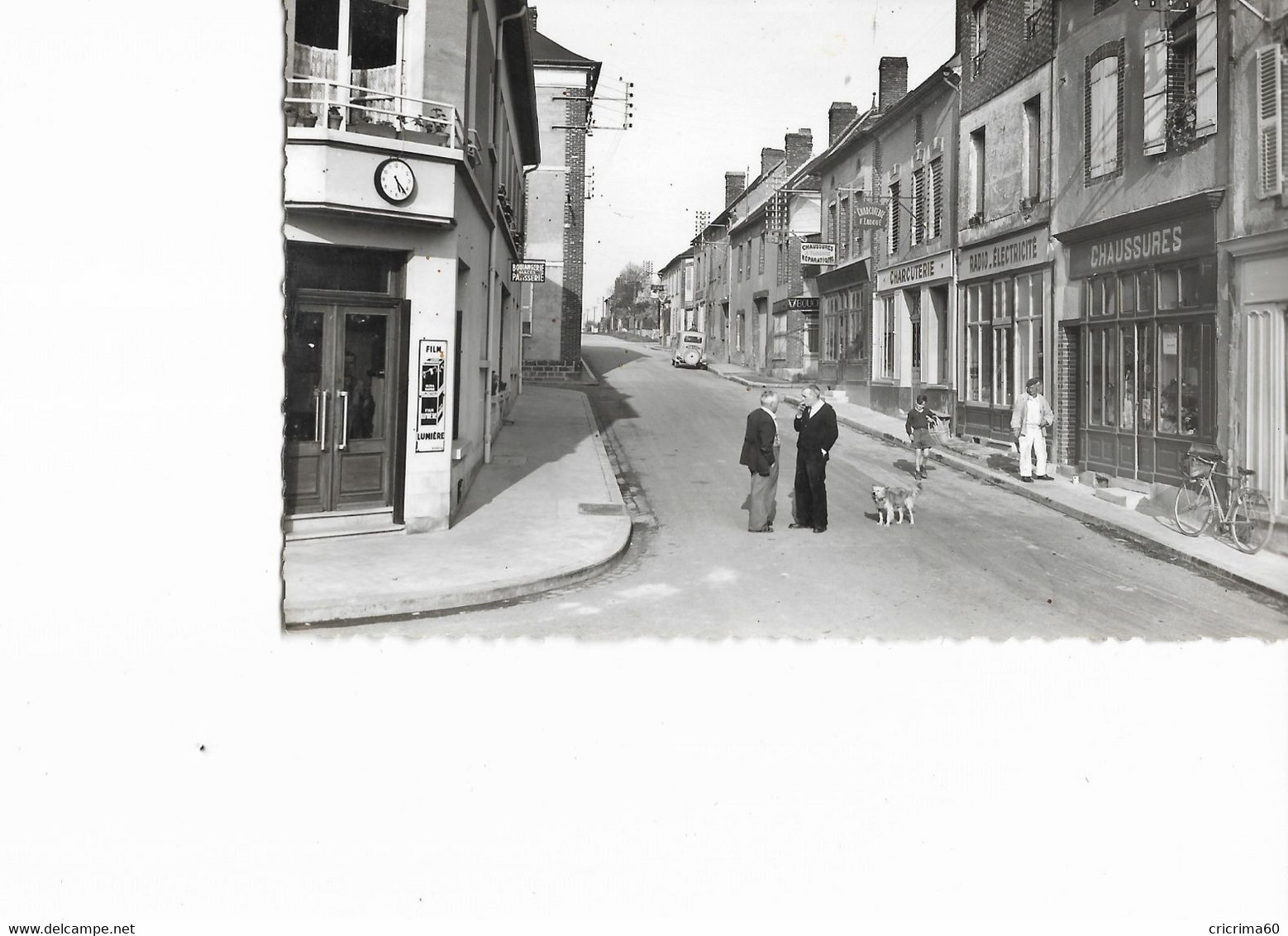 89 - AILLANT-sur-THOLON (Yonne) - Carrefour De Laduz. Animée, CPSM Peu Courante Ayant Circulé. BE, Qualité Photo. - Aillant Sur Tholon