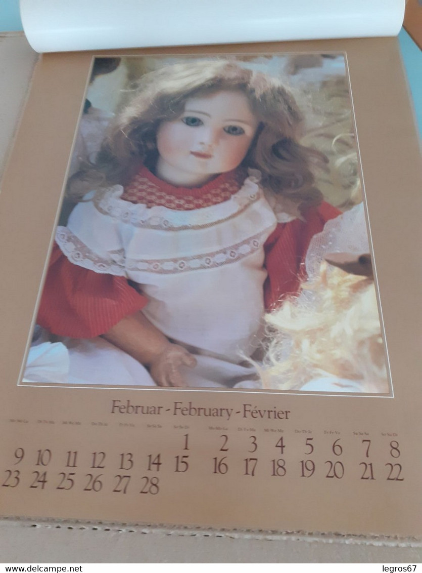 CALENDRIER 1981 KOSTBARE PUPPEN - Grand Format : 1981-90