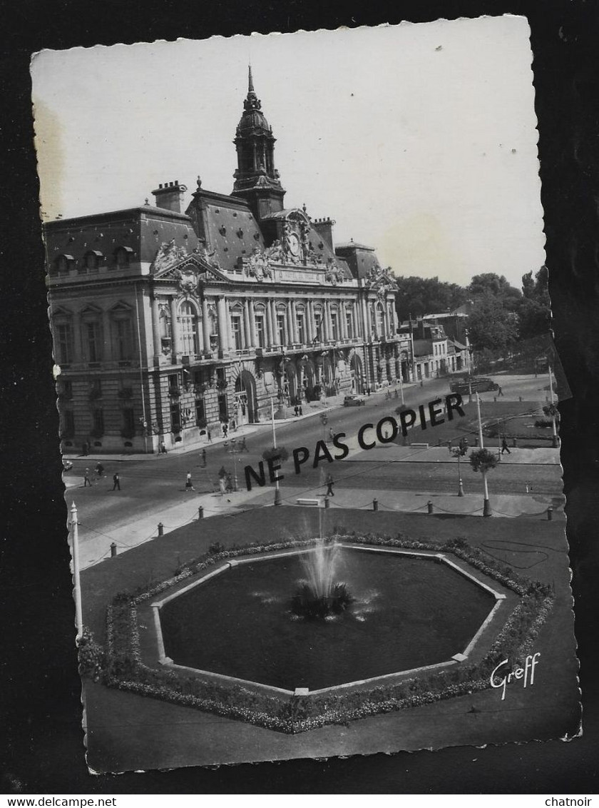 CPSM      TOURS    Hotel De Ville - Tours